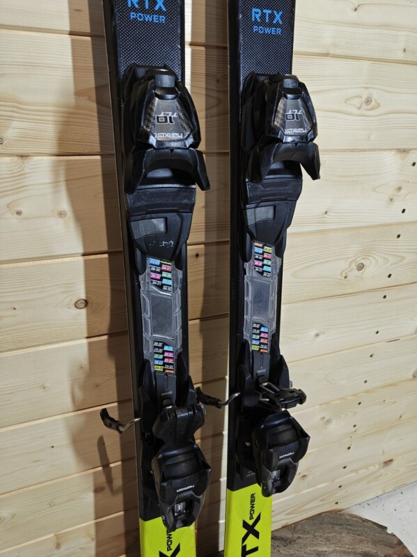 LYŽE BLIZZARD RTX POWER 153CM